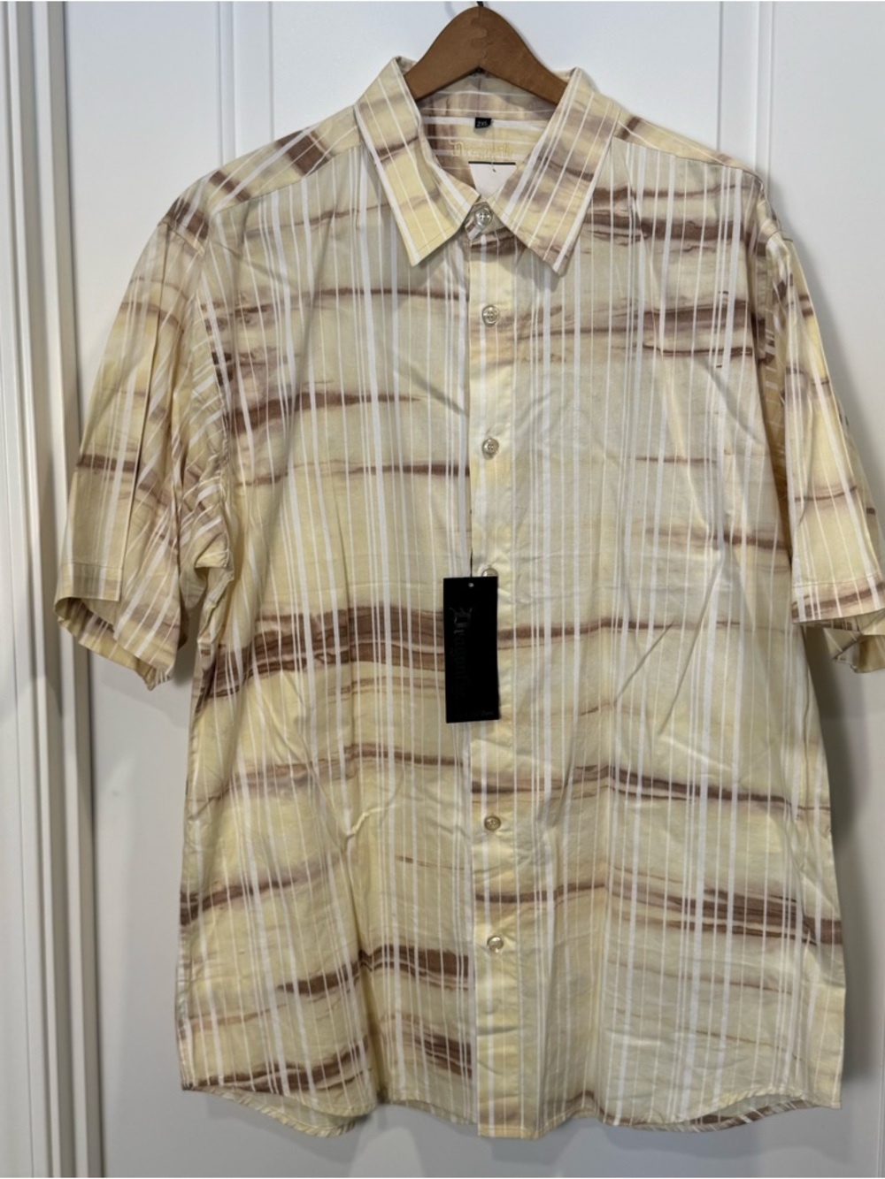 Short-Sleeve Button-Down Shirt in Cream and Brown Stripe